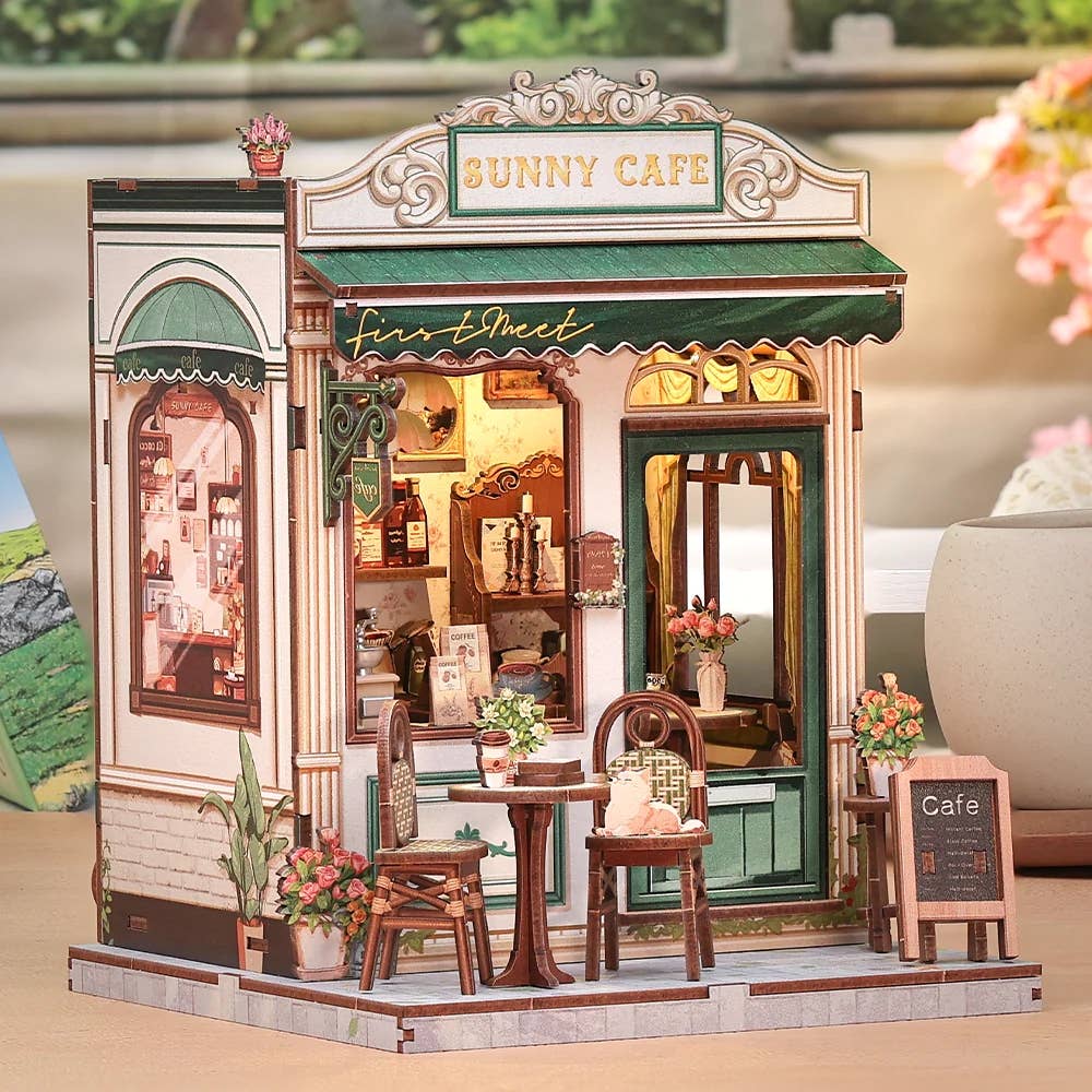 Hands Craft - DIY Book Nook Kit: Sunny Café