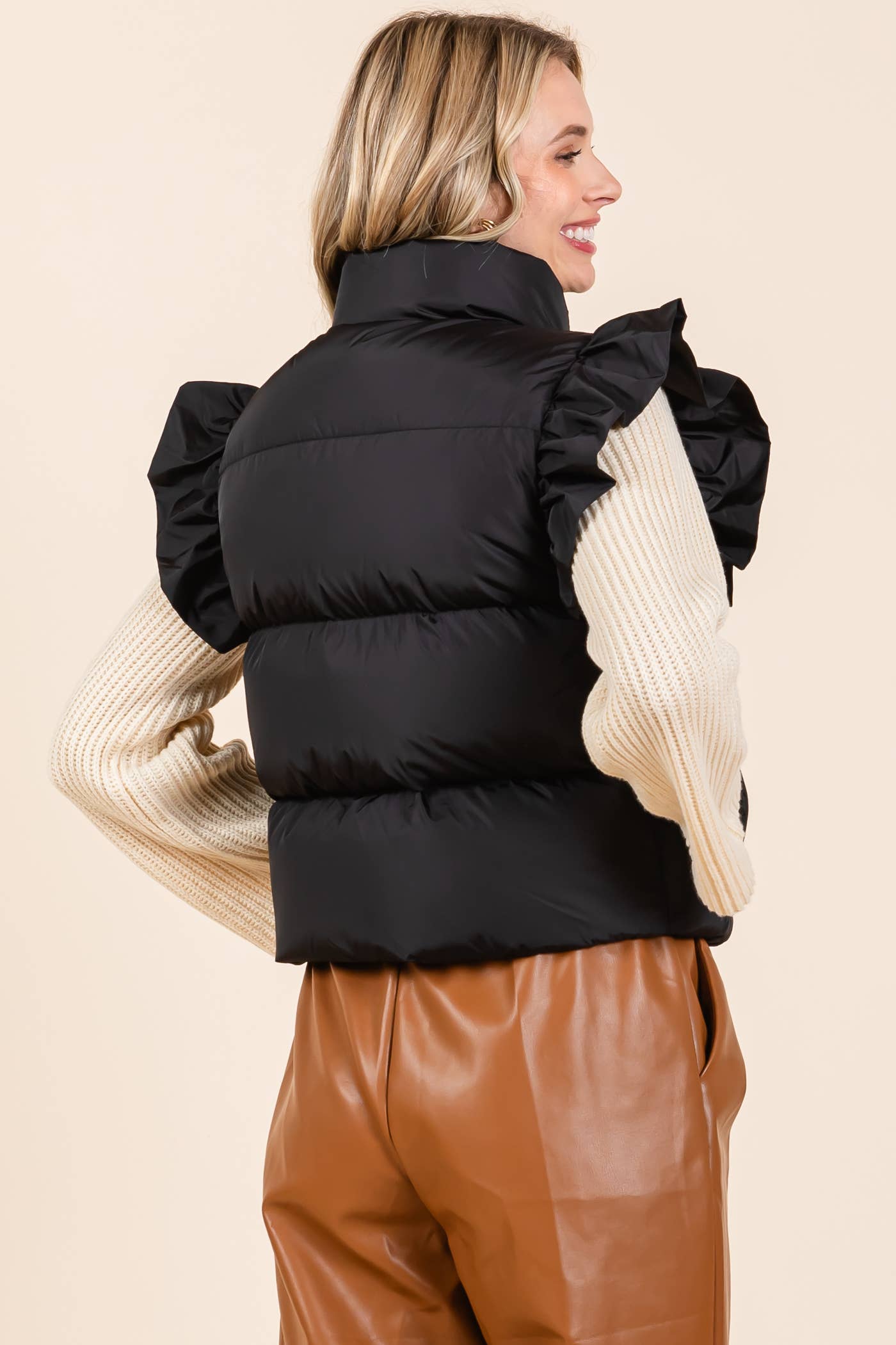 GeeGee Clothing - Ruffled Sleeve Puffer Vest, MJ4501