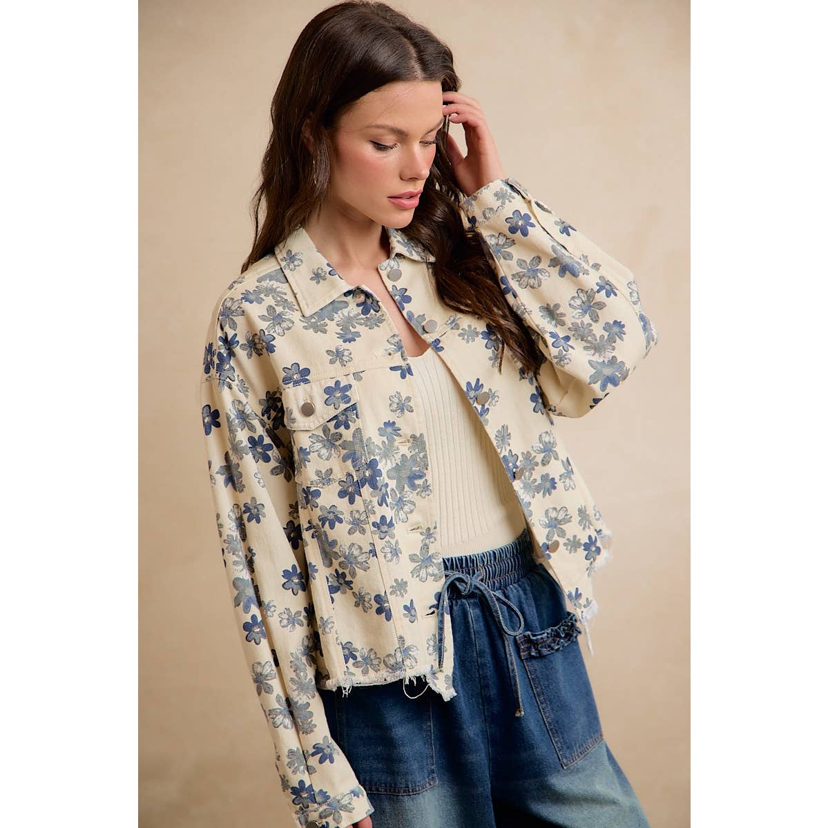 BiBi - WOMEN FLORAL CROPPED WASHED DENIM JACKET