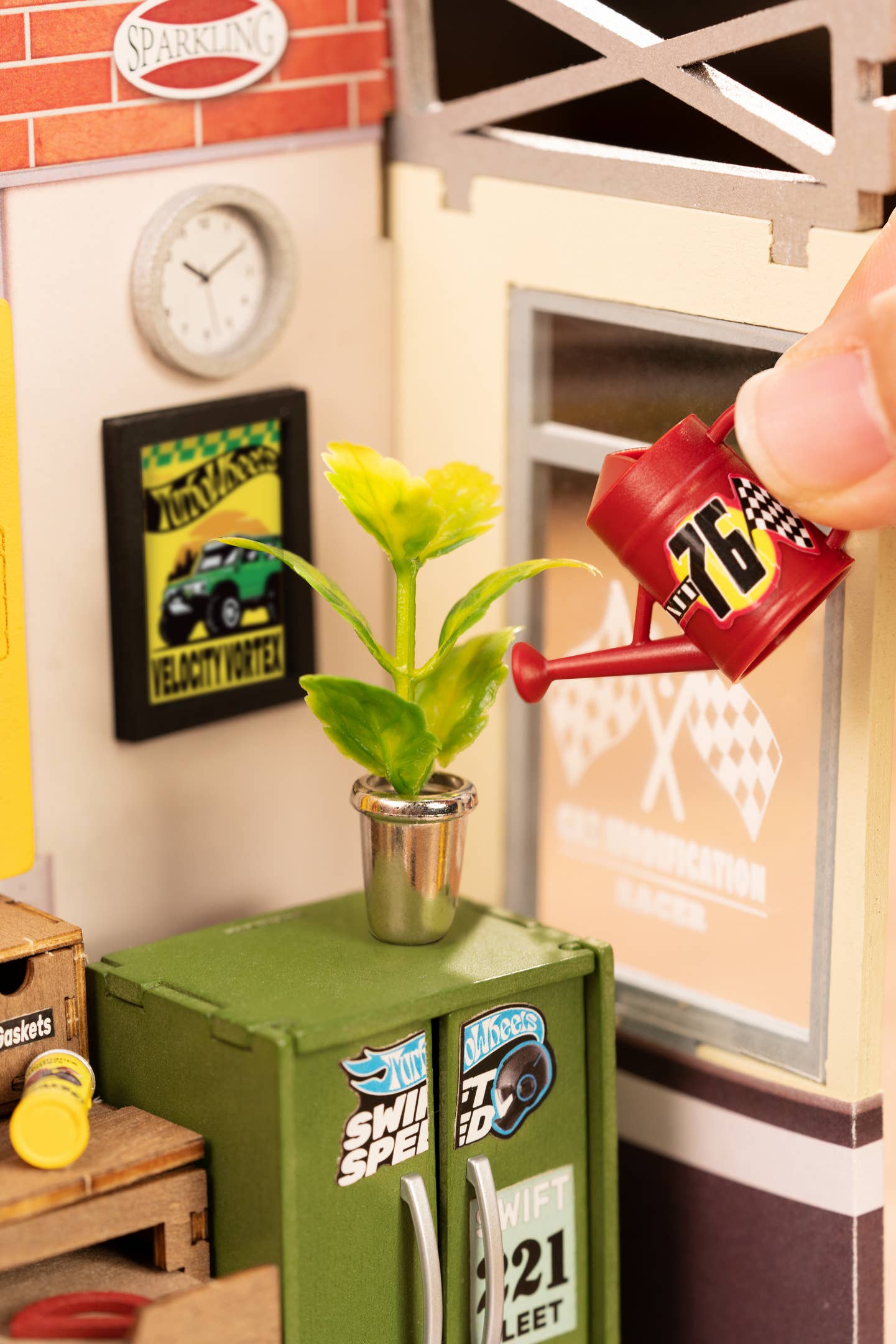 Hands Craft - DIY Miniature House Kit: Garage Workshop