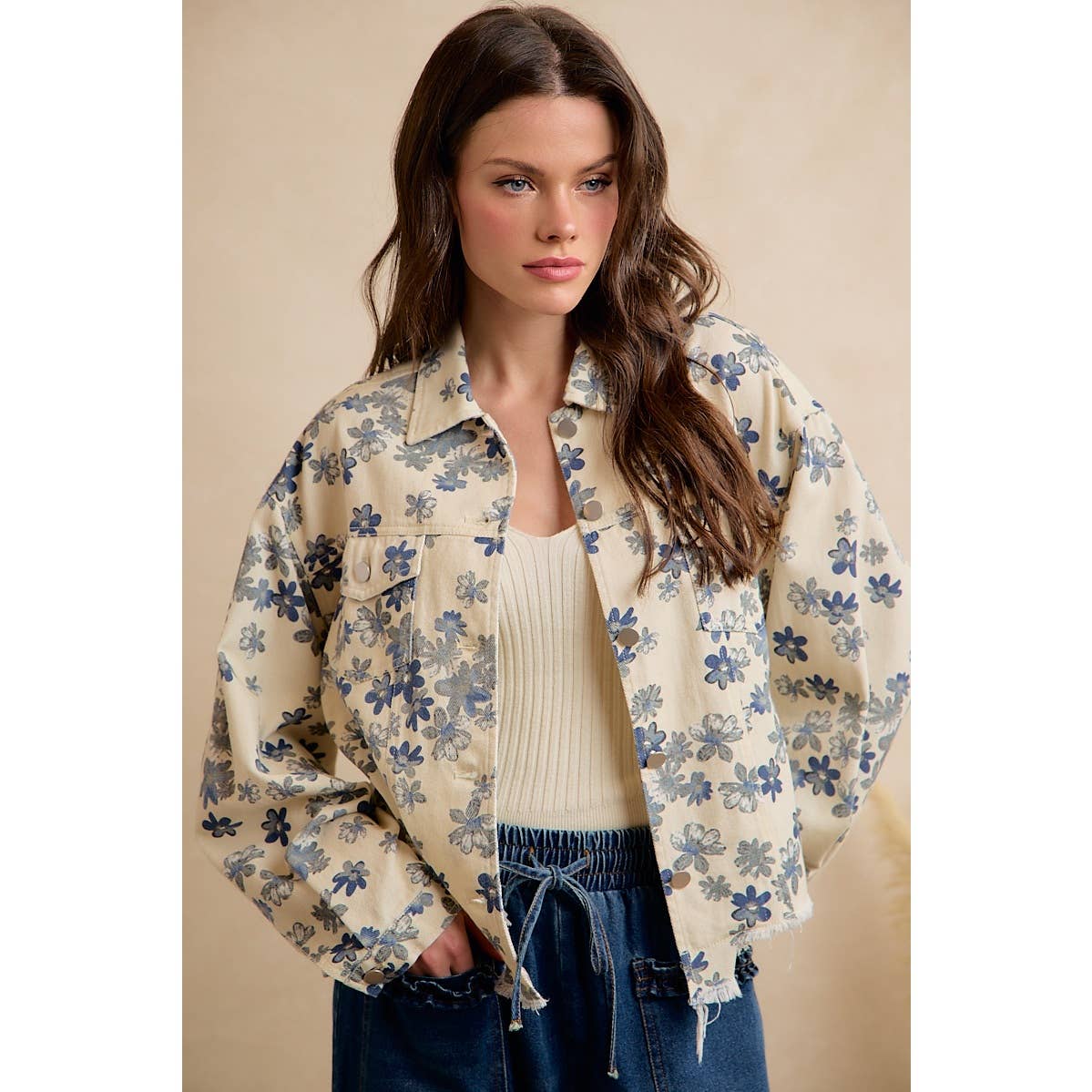 BiBi - WOMEN FLORAL CROPPED WASHED DENIM JACKET