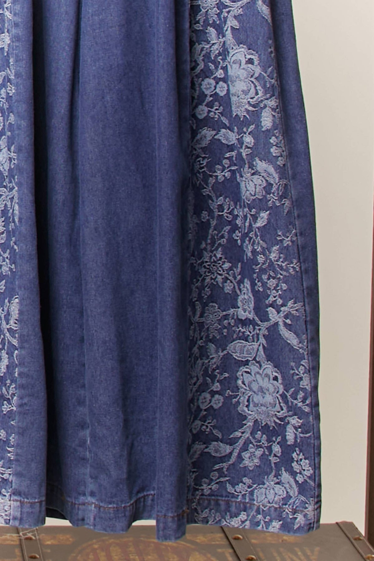 Mello. - Side Floral Wide-Leg Jeans Pants