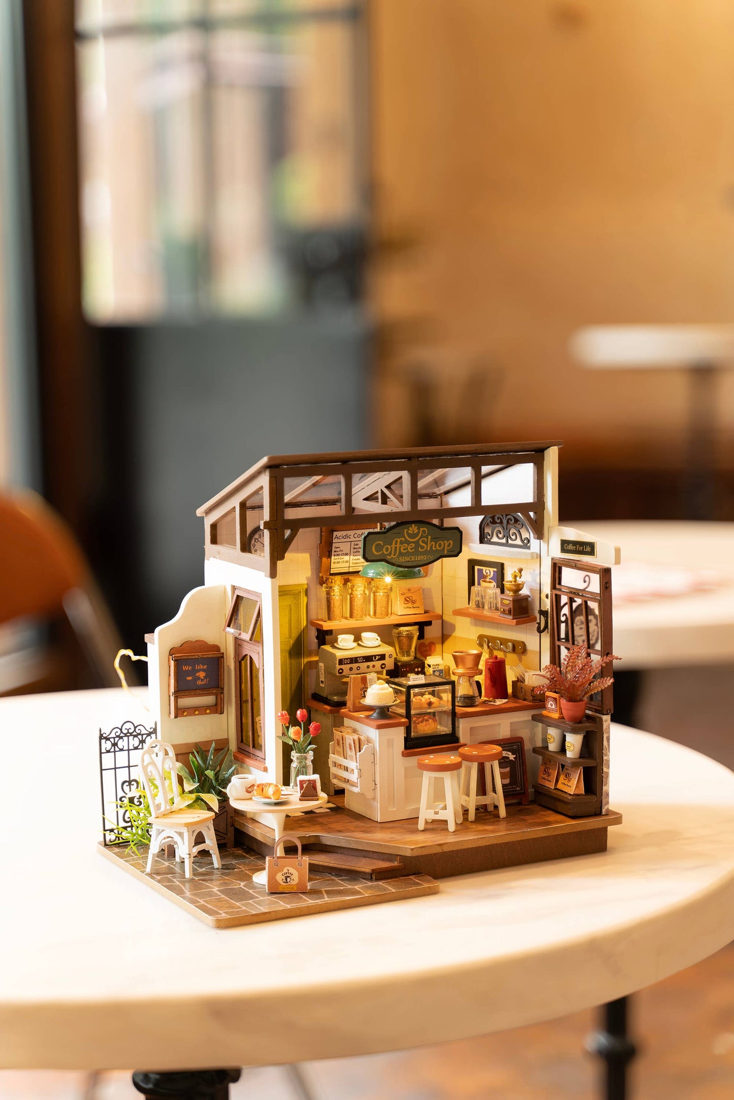 Hands Craft - DIY Miniature House Kit: Slow Life Café