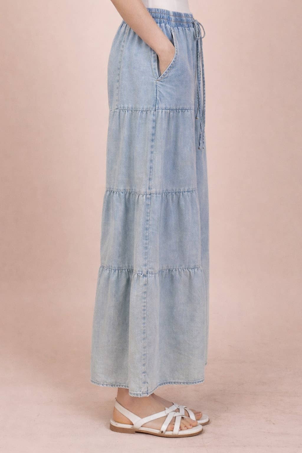 VERY J - NP70989-Tiered Layers Mineral Washed Chambray Pants