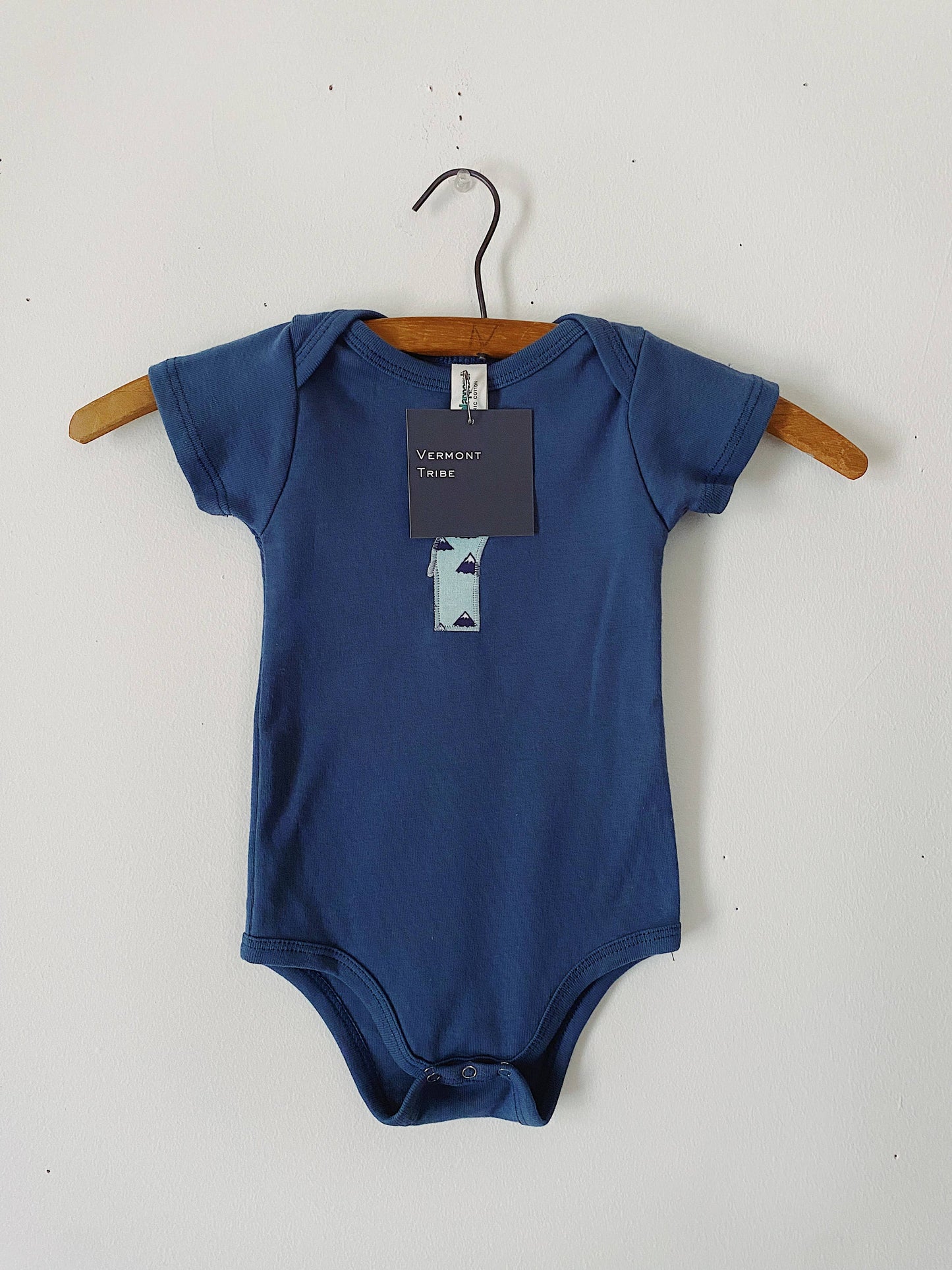 Vermont Tribe - Vermont Baby Bodysuit - Organic Mountains
