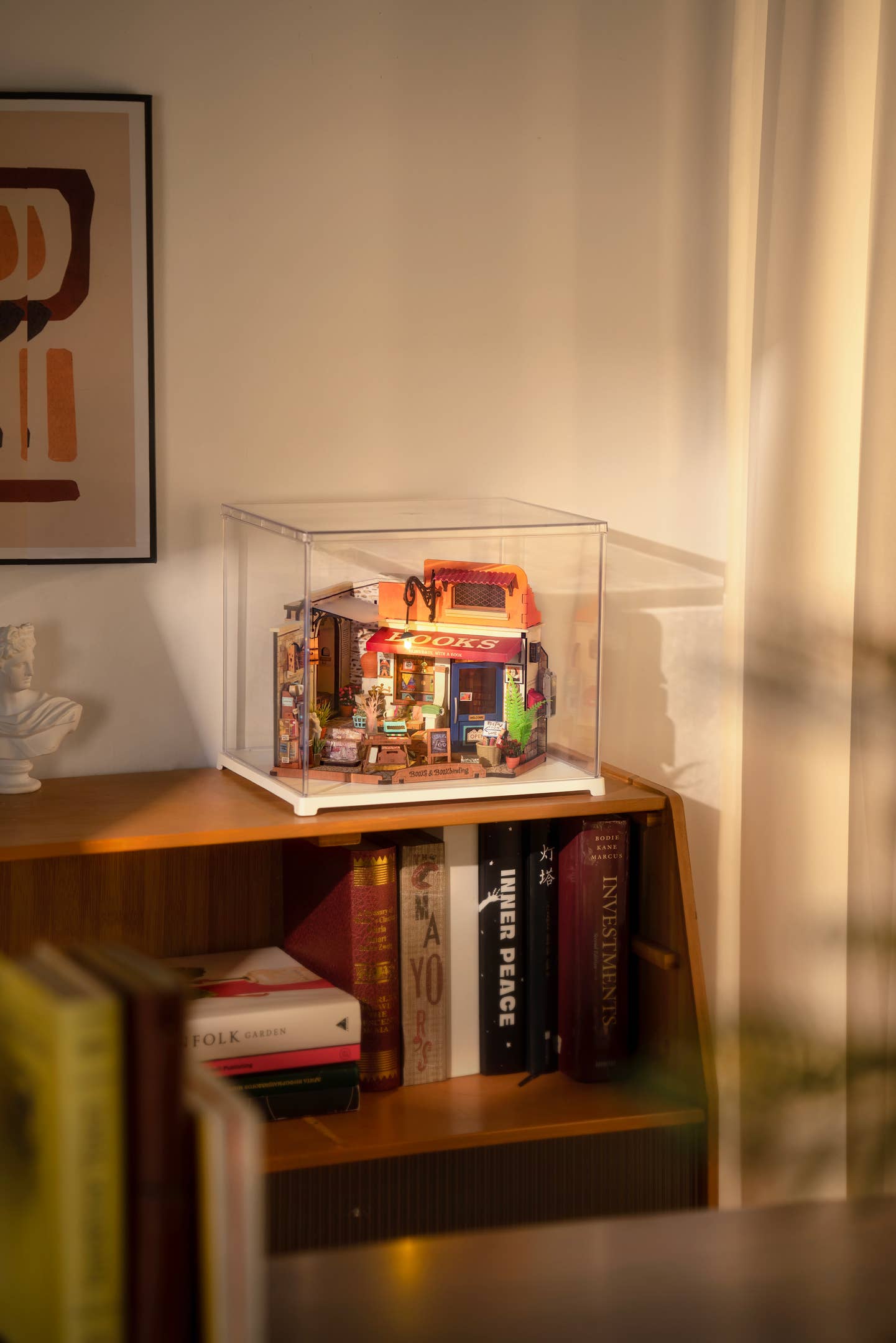 Hands Craft - DIY Miniature House Kit: Corner Bookstore