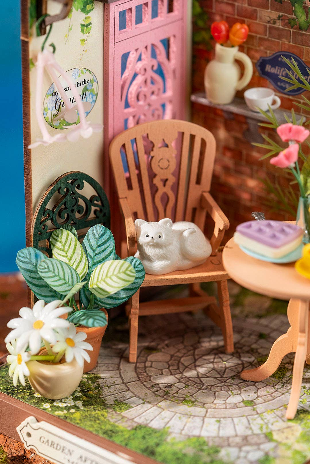 Hands Craft - DIY Miniature House Kit: Fancy Tea Yard