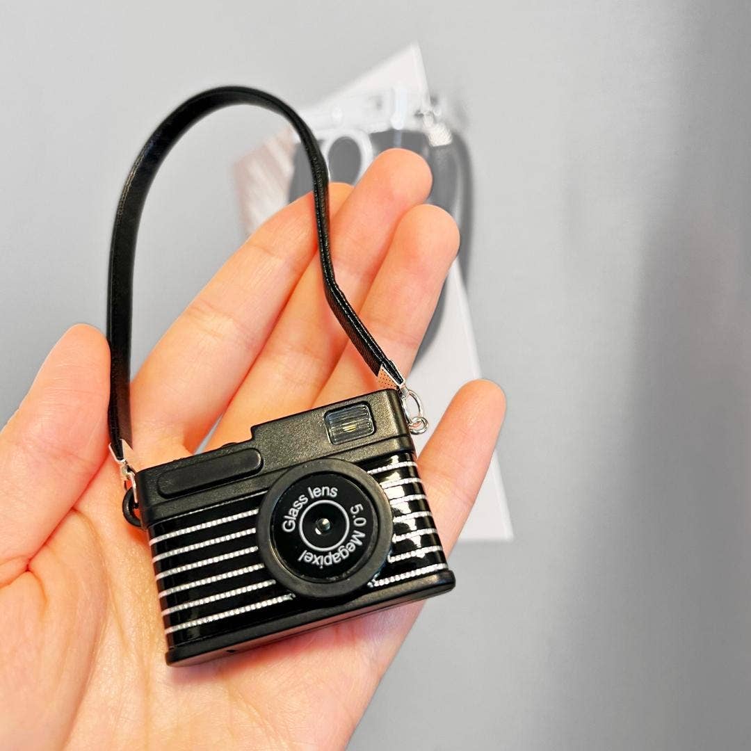 MiniJoy - Retro Camera Fridge Magnet for Photographers & Retro Lovers