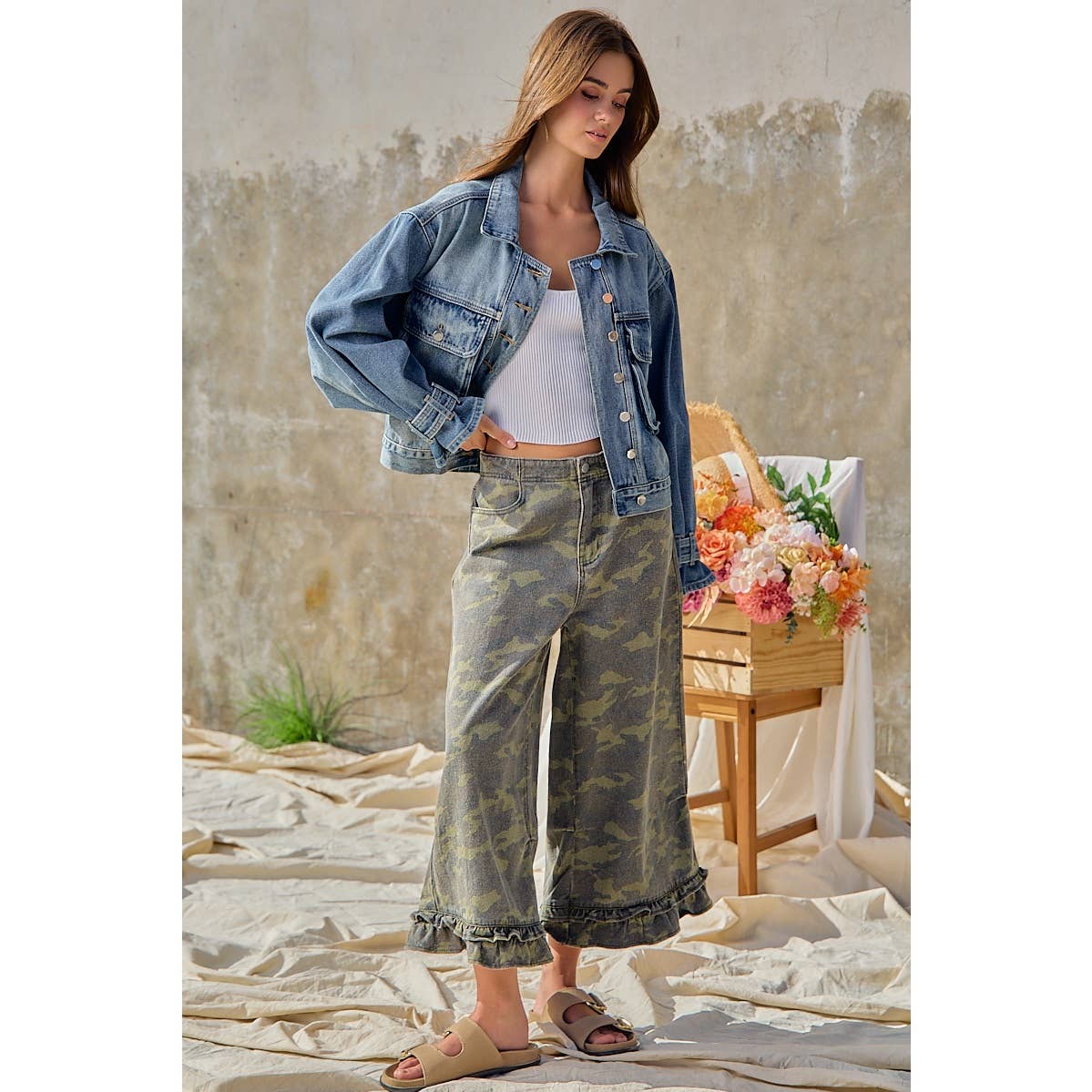 BiBi - RELAXED FIT VINTAGE WASH DENIM JACKET WITH POCKET