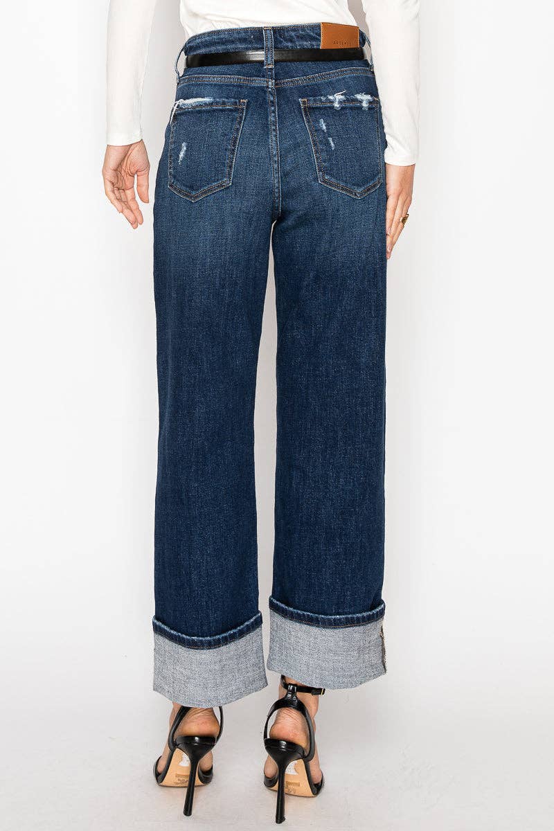 ARTEMIS VINTAGE - INSEAM TRANSFORM HIGH RISE RELAXED STRAIGHT LEG JEANS