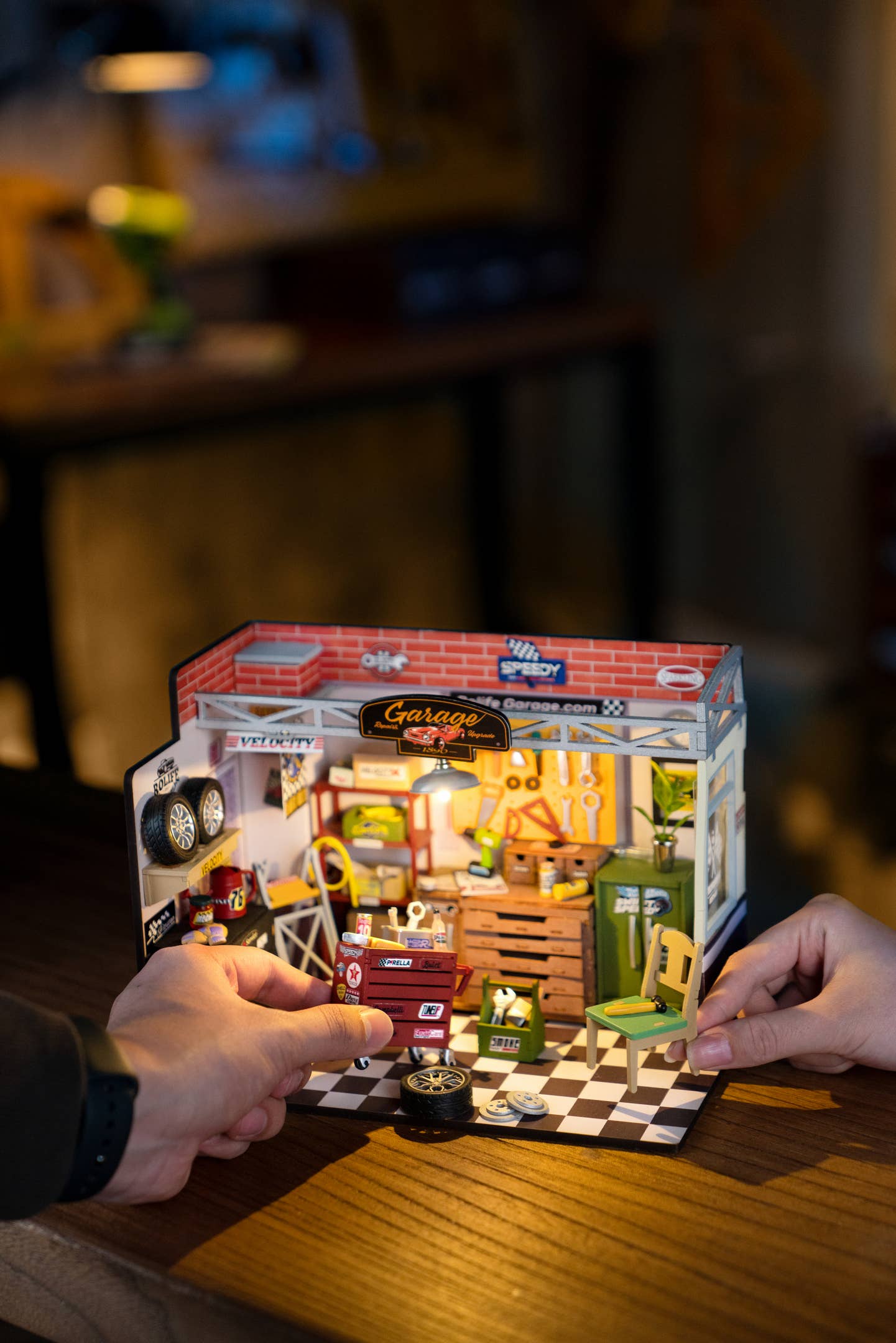 Hands Craft - DIY Miniature House Kit: Garage Workshop