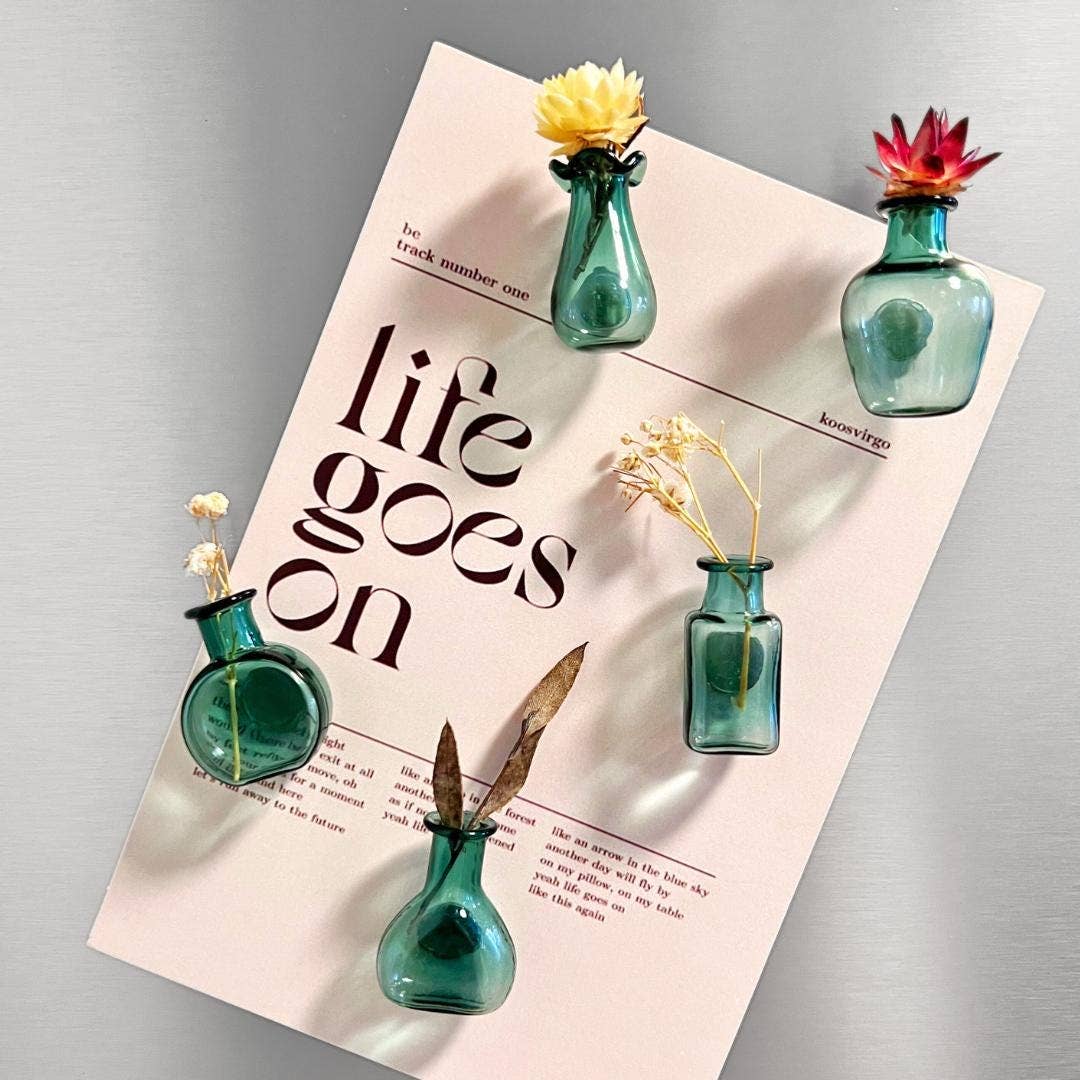 MiniJoy - Mini Glass Vase Magnet, Home&Kitchen Decor, Pet Keepsake