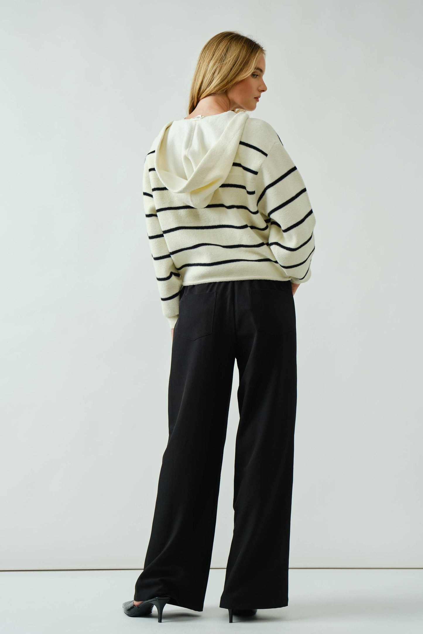 Aaron & Amber  COZY SOFT HOODED SWEATER CARDIGAN