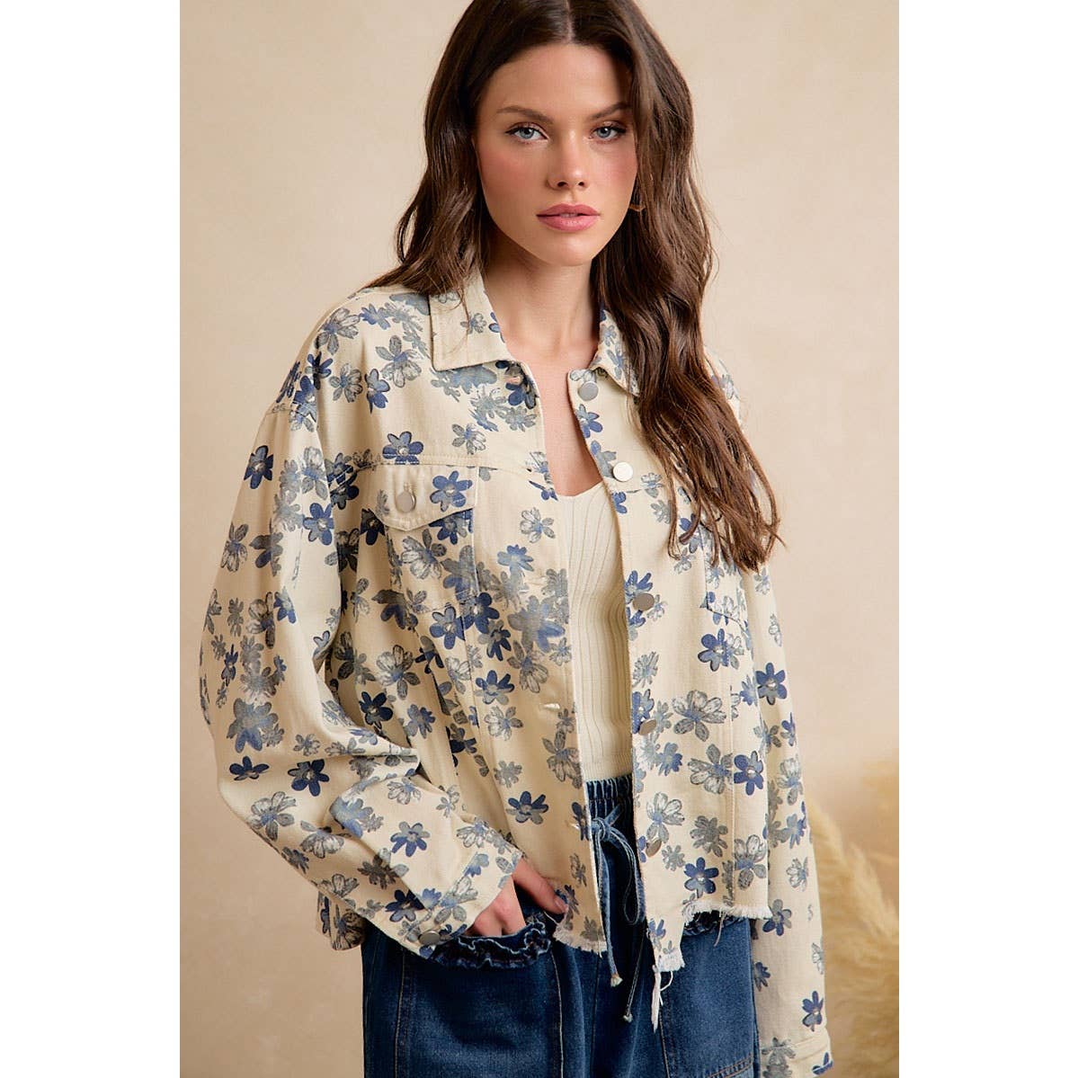 BiBi - WOMEN FLORAL CROPPED WASHED DENIM JACKET