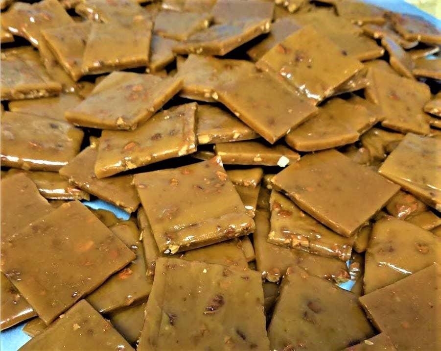 Sweet on Vermont Artisan Confections - Maple Brittle With Almonds - Pouch