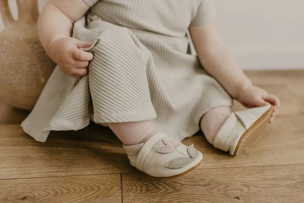 Starry Knight Design - Tulip on Milk Leather Shoes Moccs Baby and Toddler