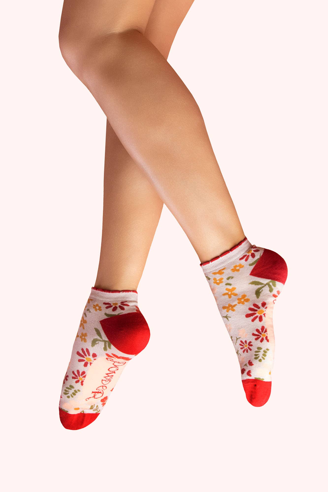 Powder Design inc - US - Women's Trainer Socks - Wild Flowers, Cream