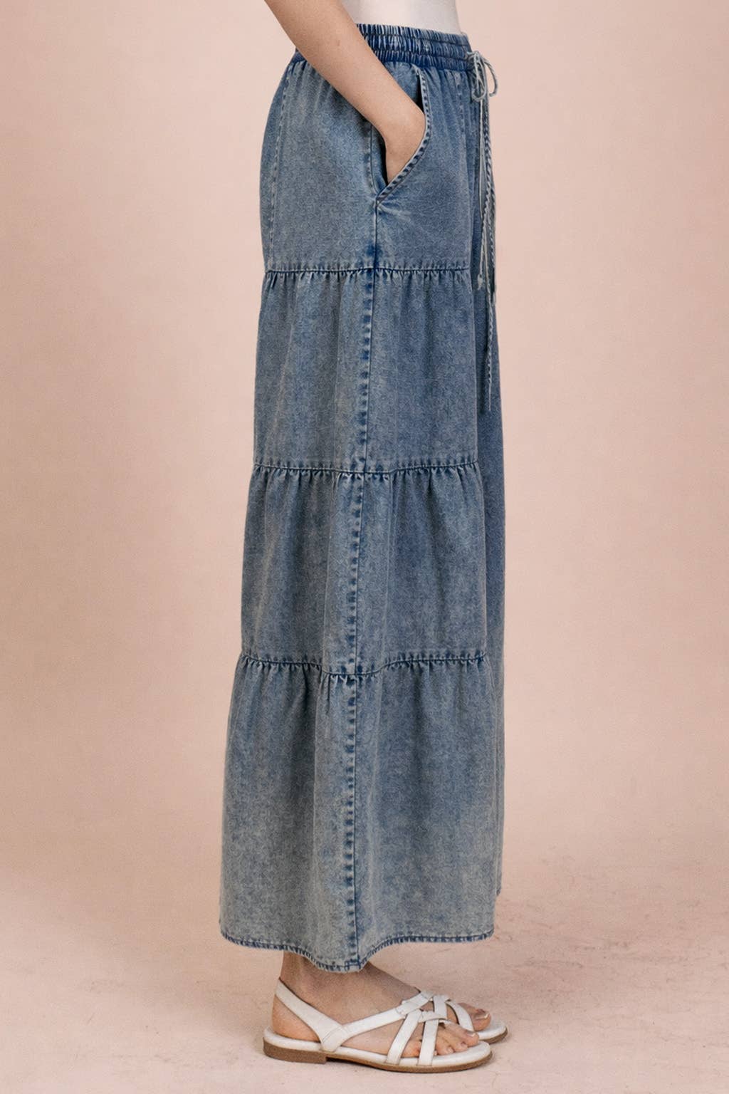 VERY J - NP70989-Tiered Layers Mineral Washed Chambray Pants