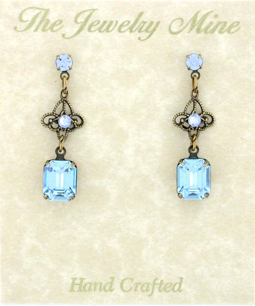 VintageJewelrymine - Victorian Style Filigree Crystal Drop Earrings -Lt. Sapphire