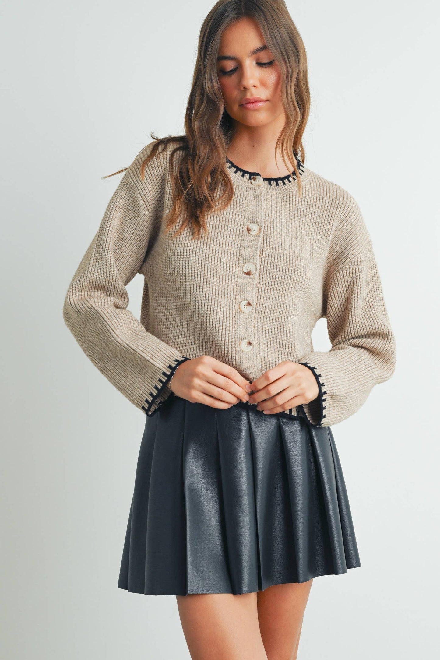 BUTTERMELON - Women's Crewneck Cardigan Sweater - BMC7526