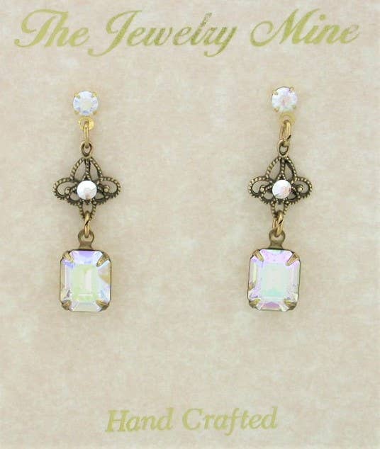 VintageJewelrymine - Victorian Style Filigree Crystal Drop Earrings - AB