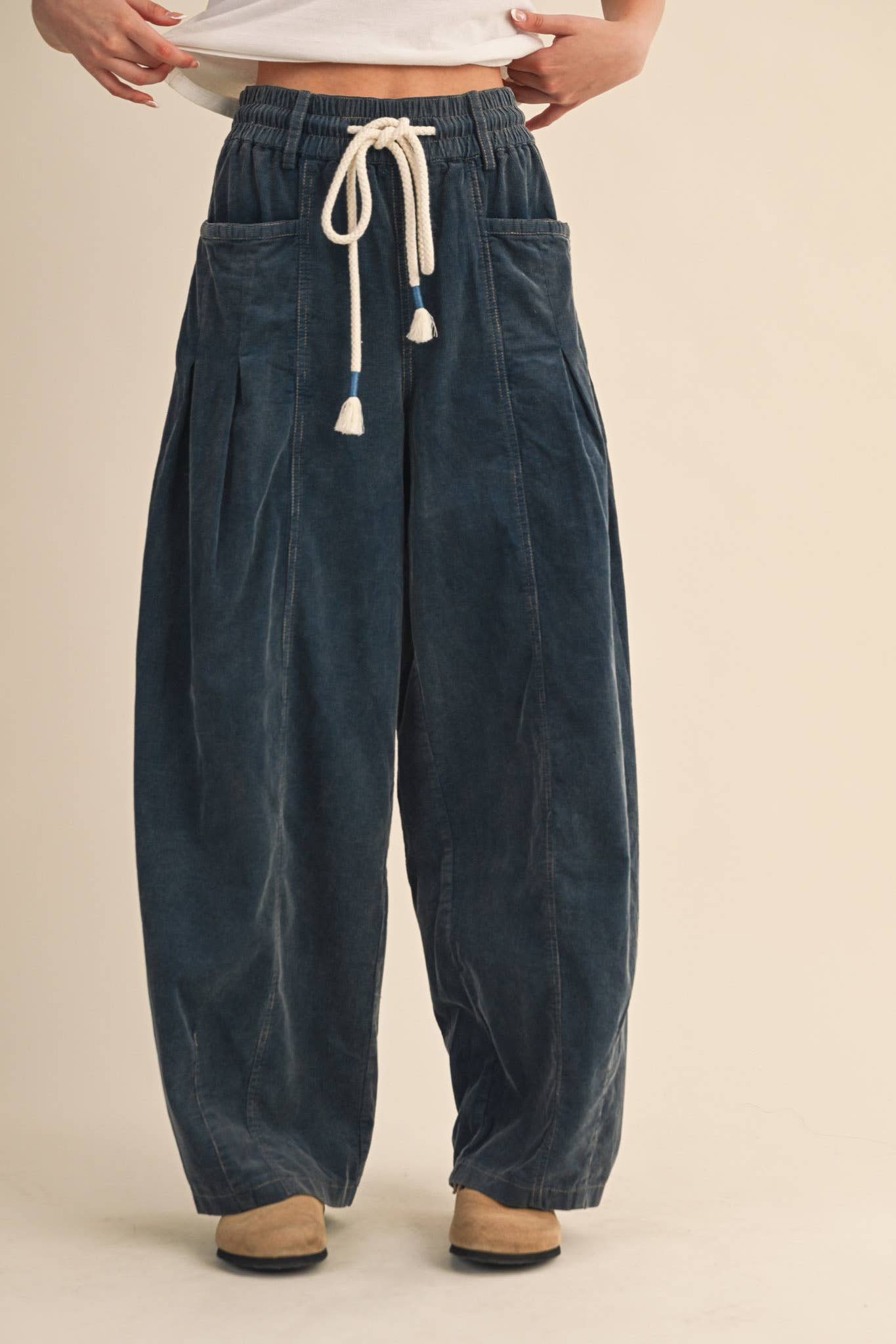 &MERCI - WASHED CORDUROY PLEATED BARREL PANTS MP4155