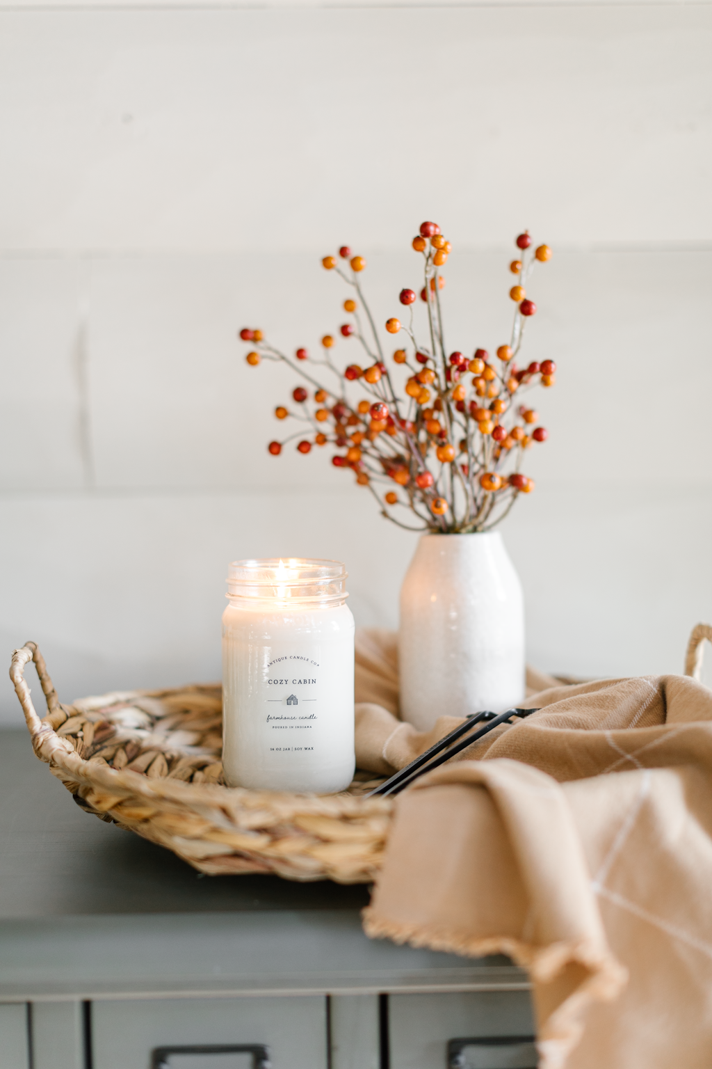 Antique Candle Co.® - Cozy Cabin - Soy Wax Mason Jar Candle