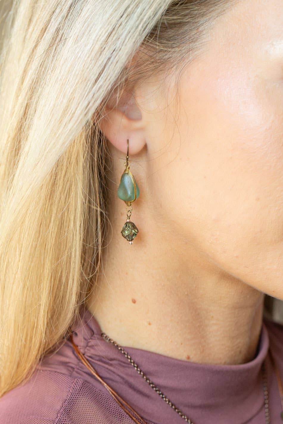 Anne Vaughan Designs Jewelry - Mauve Crystal, Czech Glass Herringbone Earrings