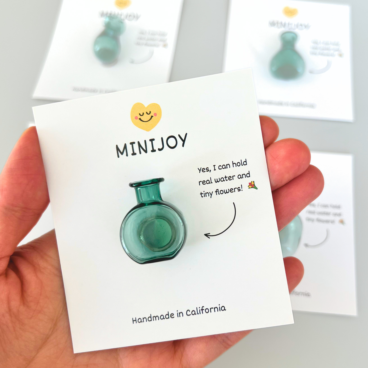 MiniJoy - Mini Glass Vase Magnet, Home&Kitchen Decor, Pet Keepsake