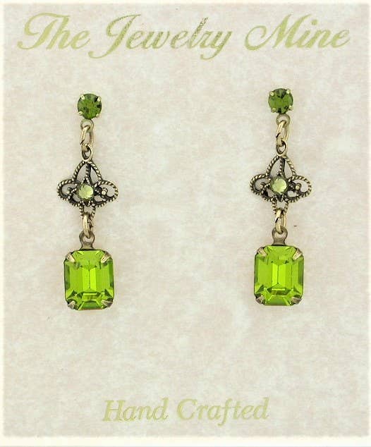 VintageJewelrymine - Victorian Style Filigree Crystal Drop Earrings - Olivine
