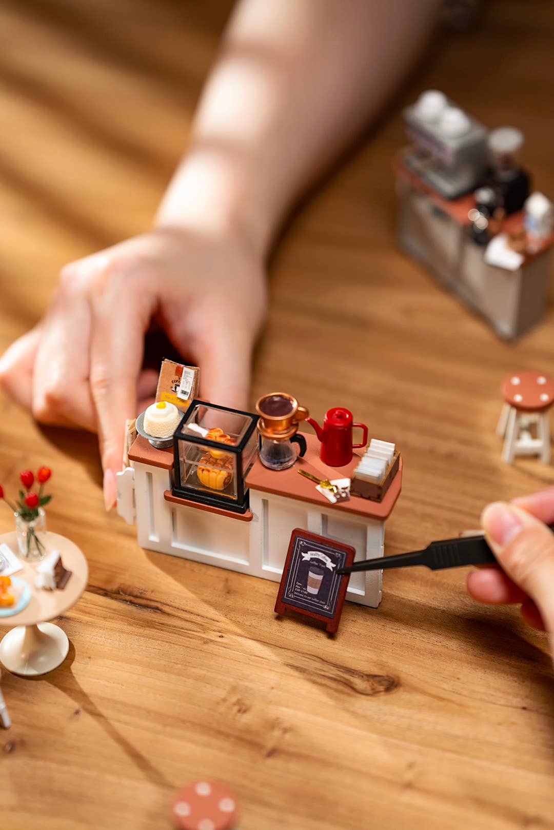 Hands Craft - DIY Miniature House Kit: Slow Life Café