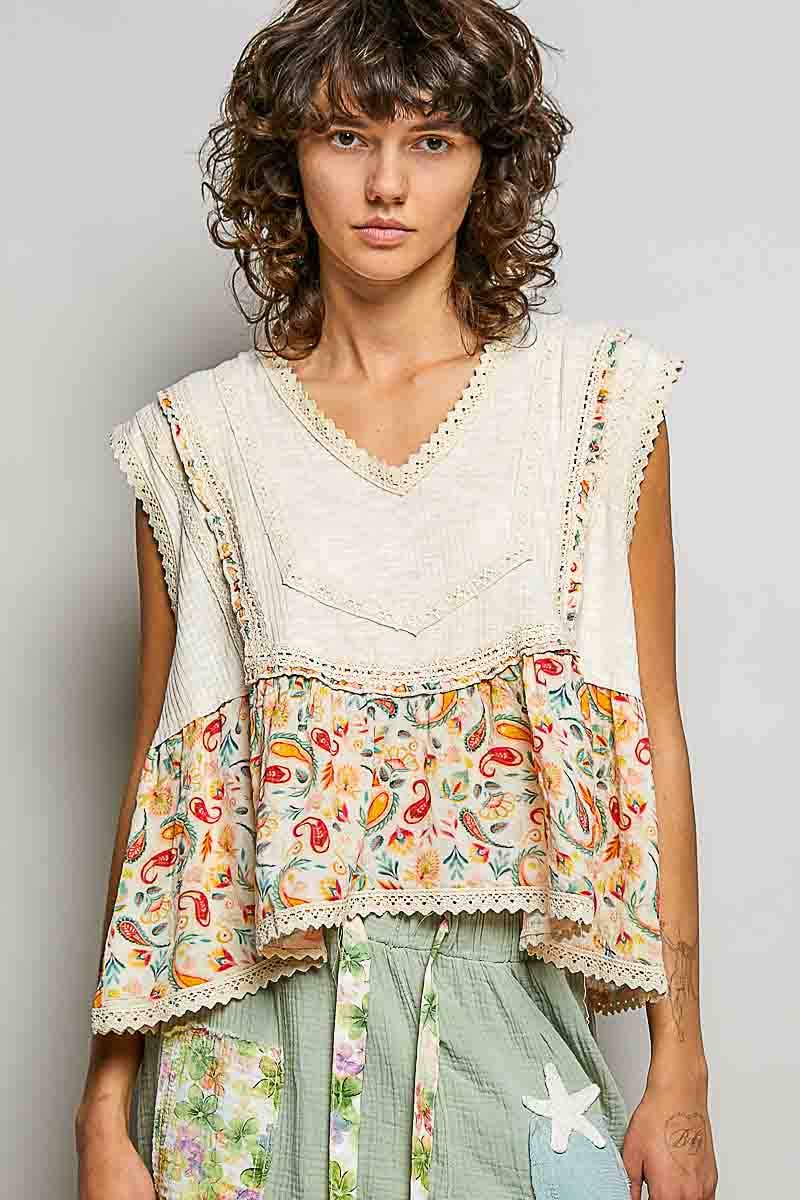 Pol Clothing - V-neck Floral Pattern Trim Ruffle Rib Knitted Sleeveless Top