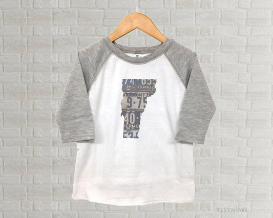 Juniper & Spruce - Vermont Youth Raglan T-Shirt - Vintage License Plate Art 6T